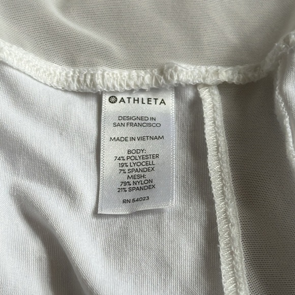 Athleta Essence Mesh Trim Tank Top White Medium Activewear Workout Fitness - Picture 7 of 8